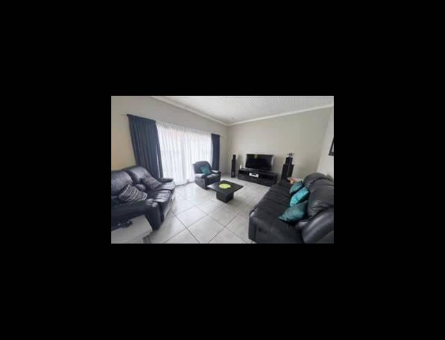4 BEDROOM FREEHOLD FOR SALE IN SUNAIR PARK